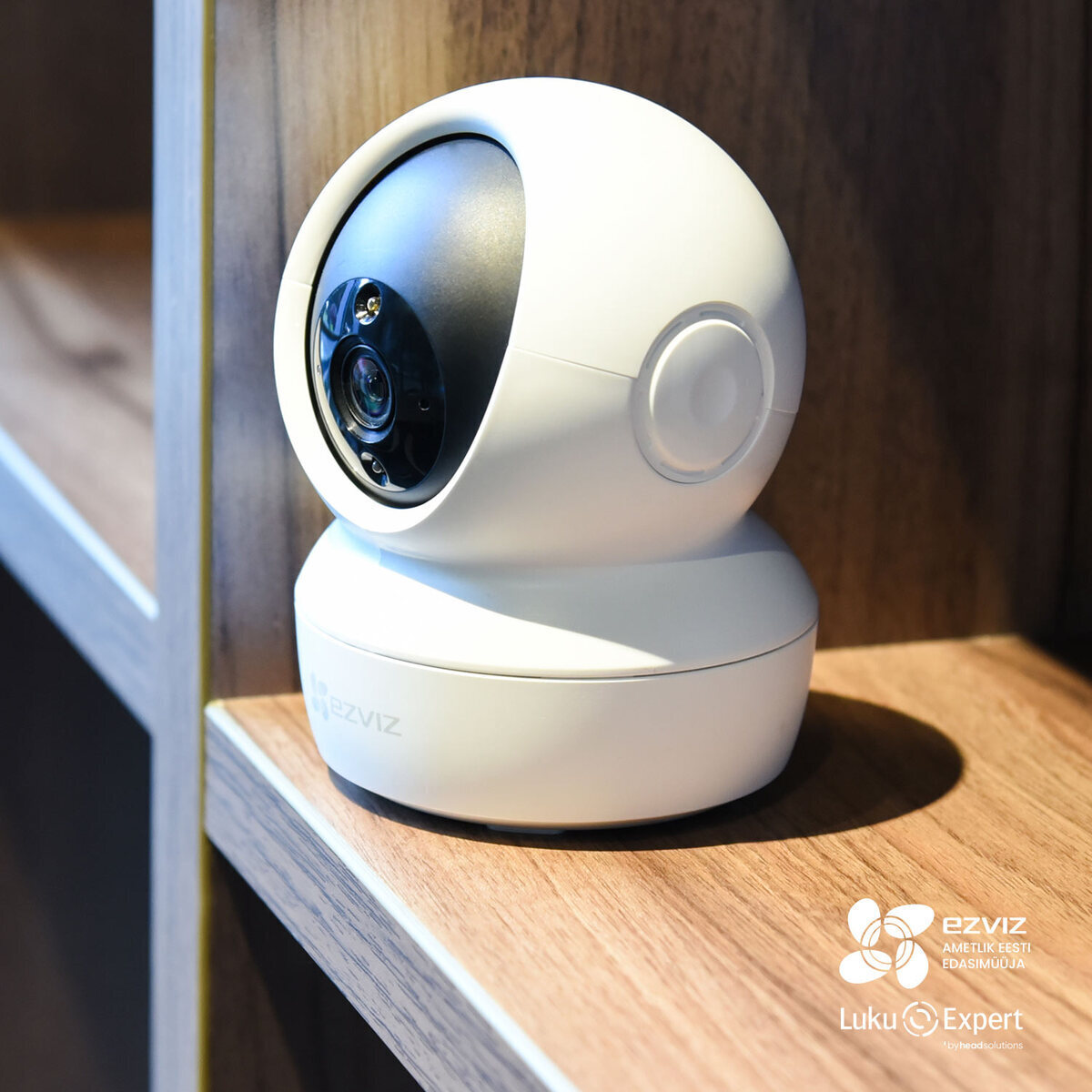 Ezviz mini 360 outlet plus wifi camera