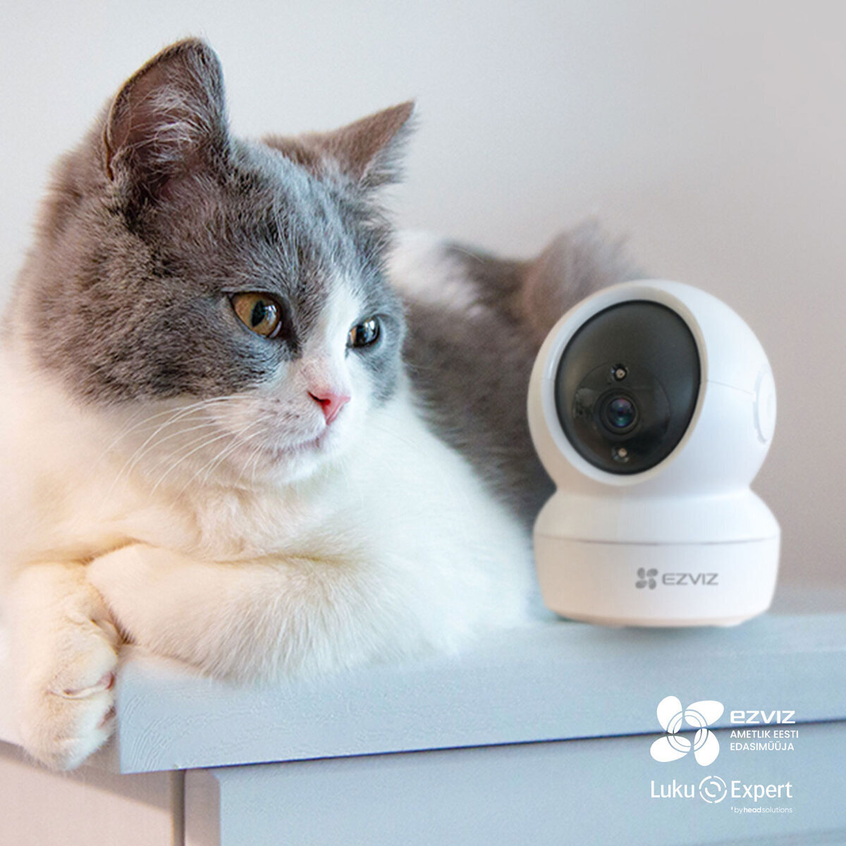 Ezviz mini 360 outlet plus wifi camera