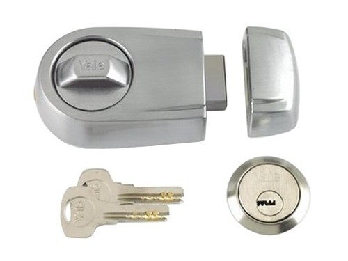 RIM LOCK YALE SATIN CHROME (for up to 70mm doors)  